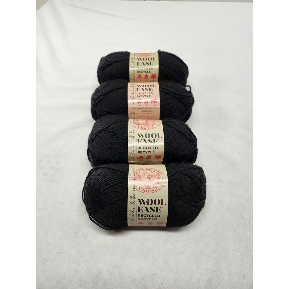 Lion Brand Wool-Ease Recycled Yarn Black Noir 1535 Lot of 4 Skeins Medium 4